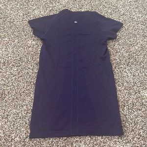 Lululemon Dark Purple Swiftly Tee Size 4